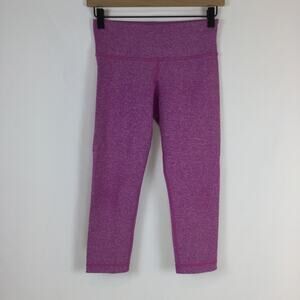 Lululemon Wunder Under Crops, size 4